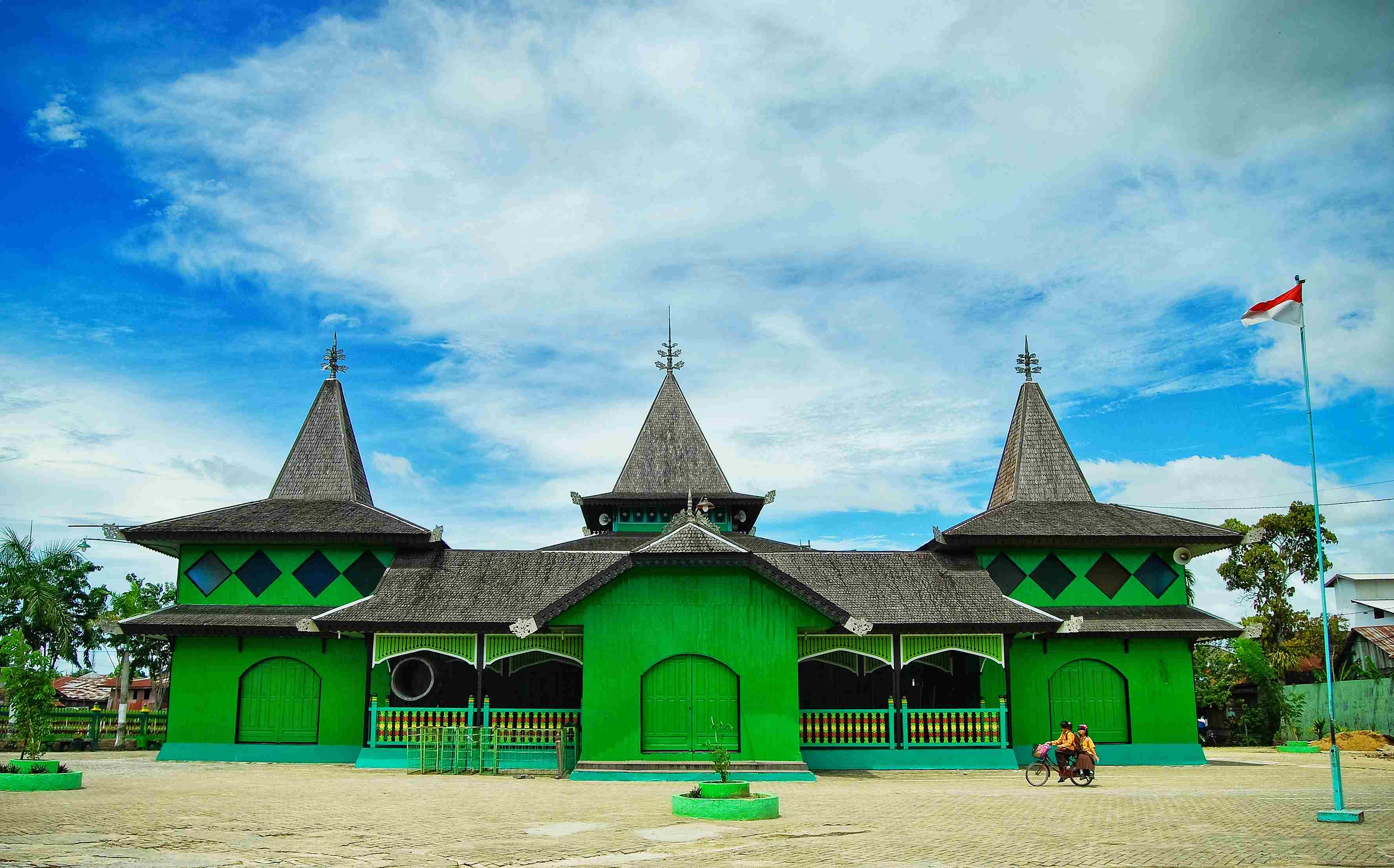 Sultan Suriansyah Mosque