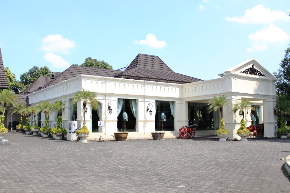 Batik Danar Hadi Museum