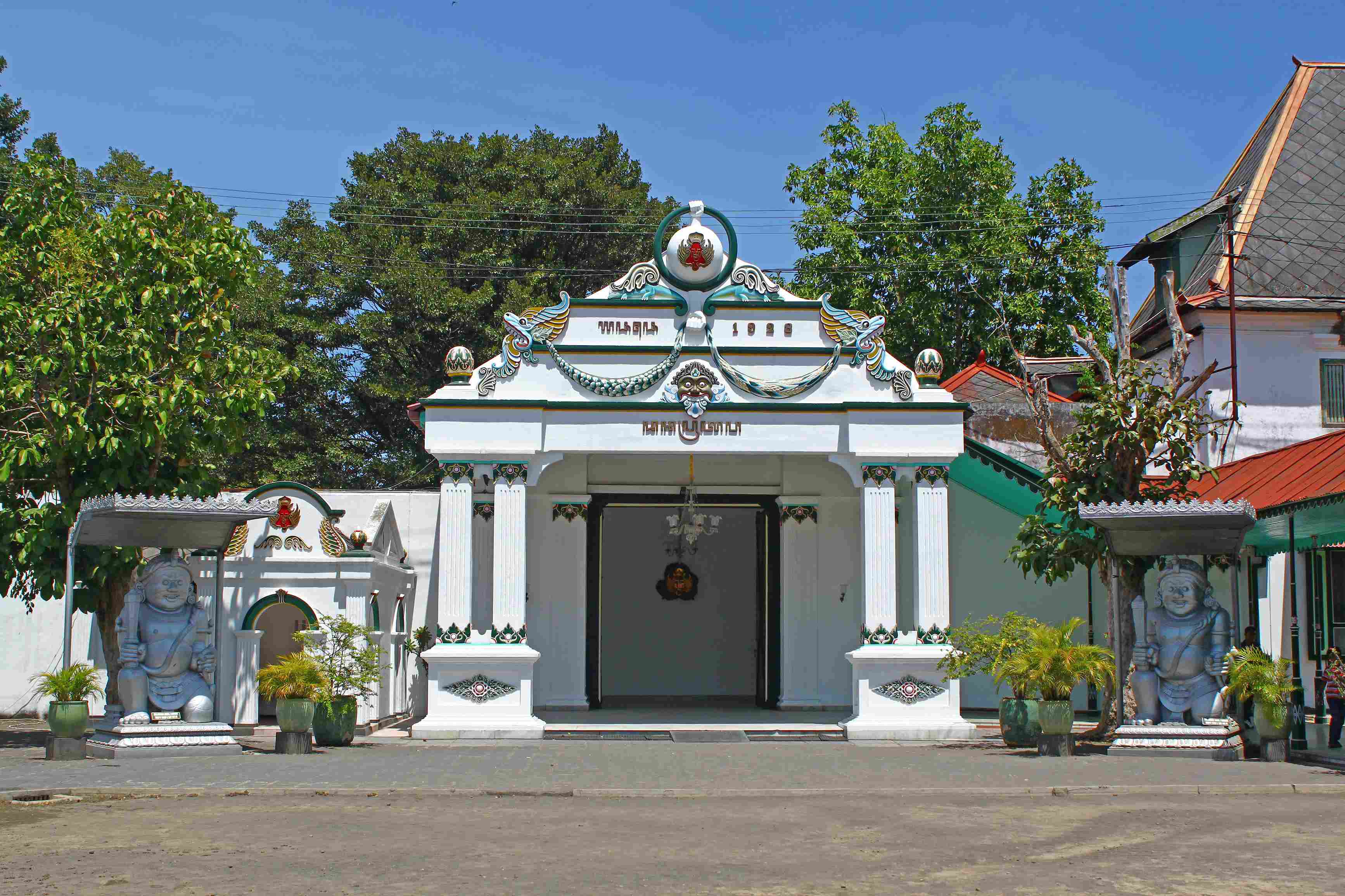 Exploring the Yogyakarta Palace